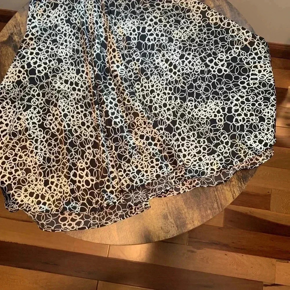 Halter dress - Picture 3 of 7